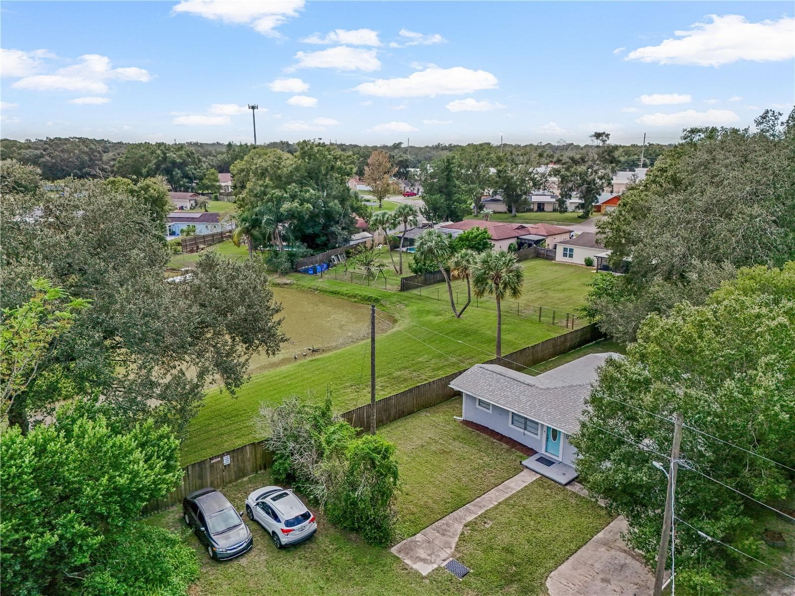 Single Family Residence at 14902 PINECREST RD, TAMPA, photo 31 of 39