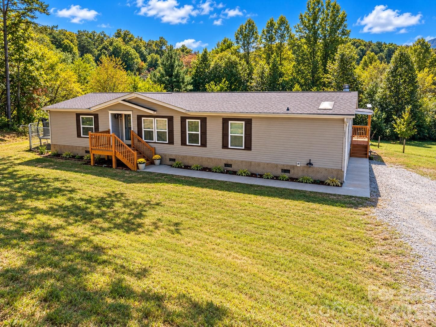 Single Family Residence at 1805 Wehutty Road, Murphy, photo 3 of 28