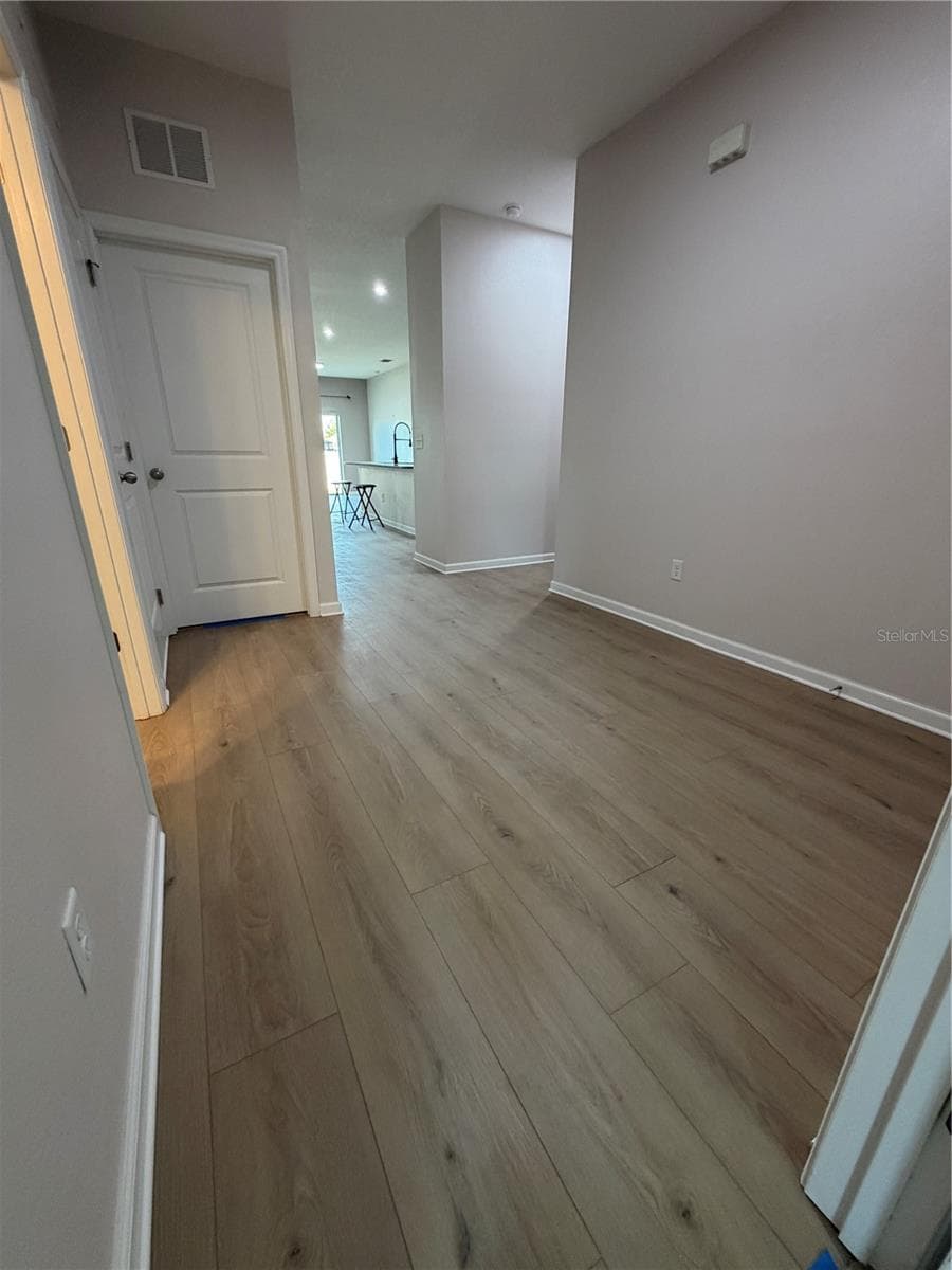 Welcoming foyer - 1261 ANCHOR BEND DR, RUSKIN
