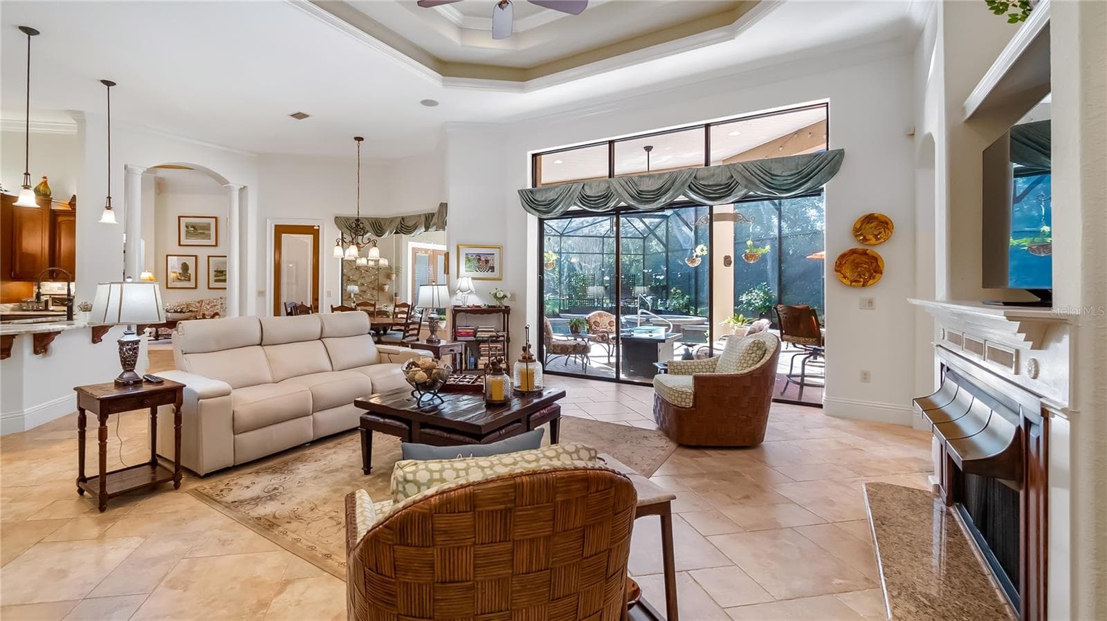 The Heart of the Home - 9524 SAN FERNANDO CT, HOWEY IN THE HILLS