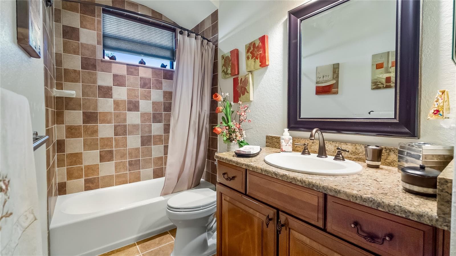Ensuite Tub with Shower - 9524 SAN FERNANDO CT, HOWEY IN THE HILLS