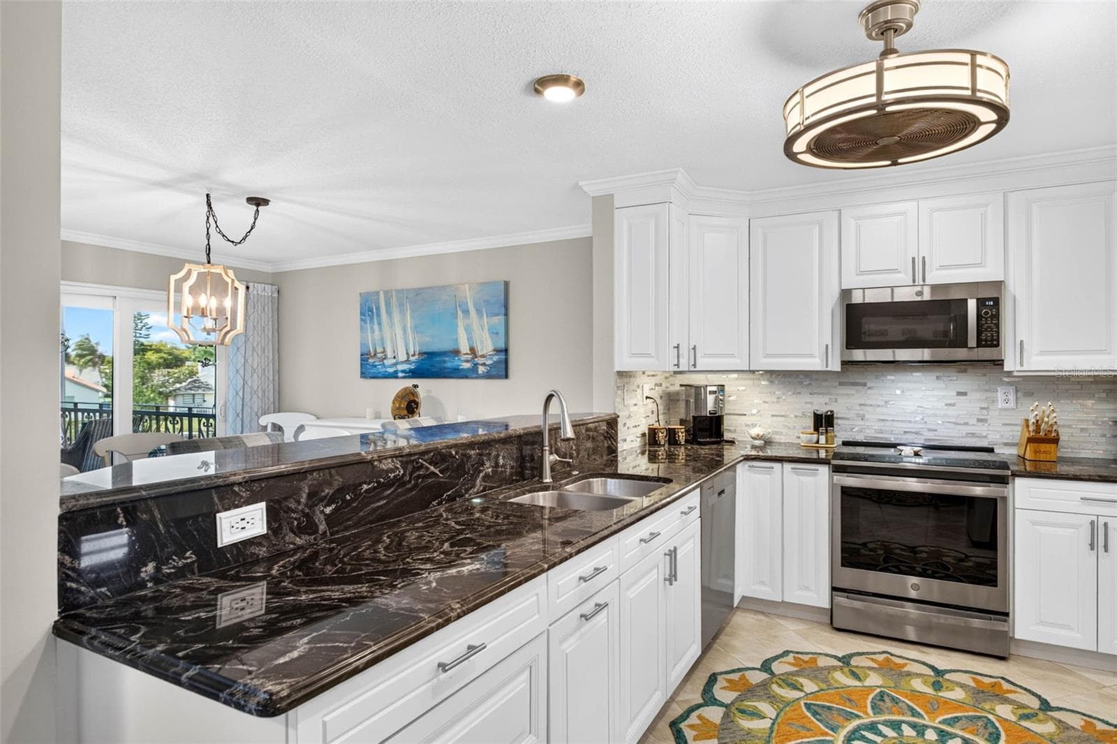 Condominium at 6326 GRAND BAHAMA CIR #F, TAMPA, photo 8 of 34