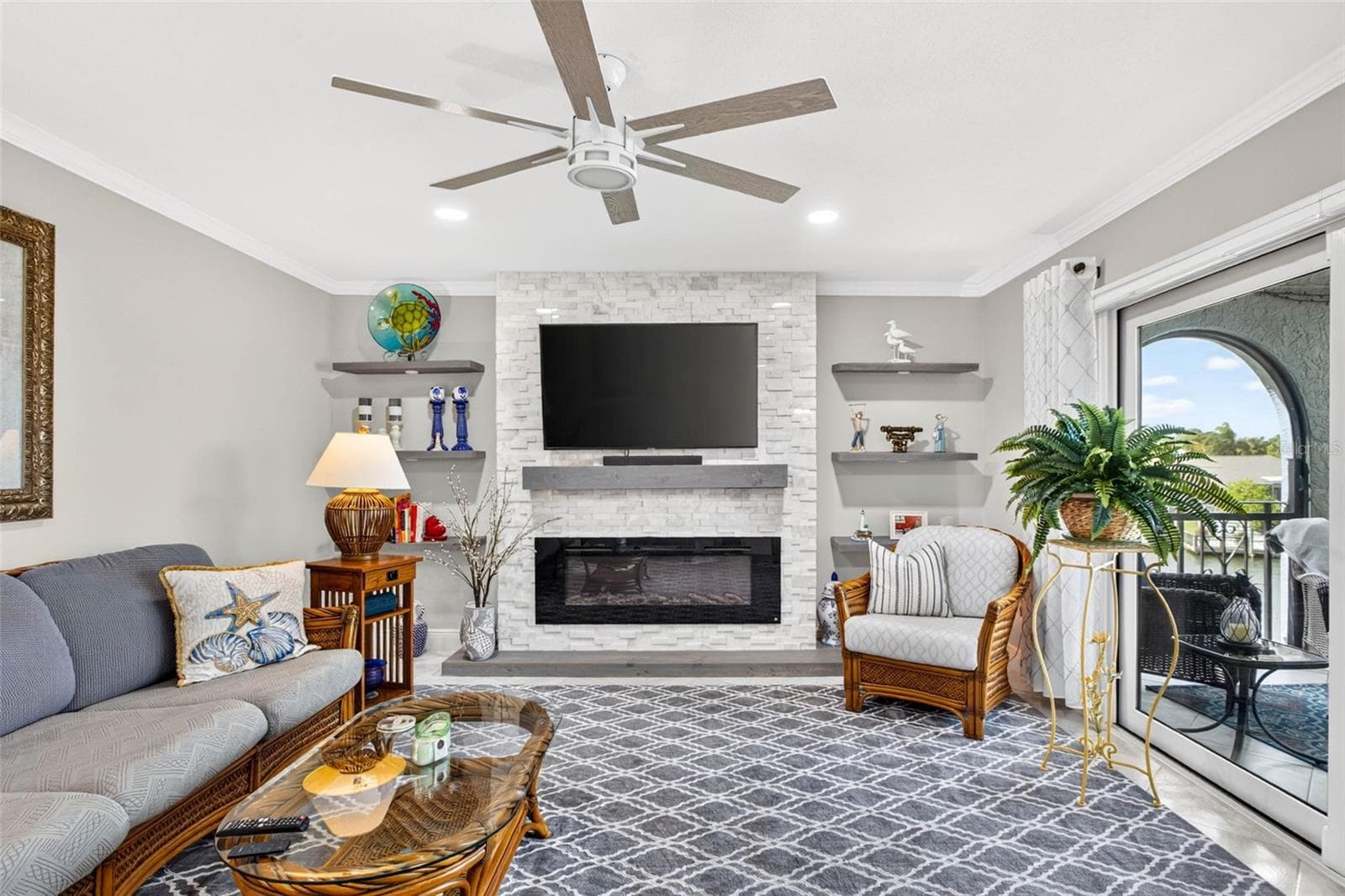 Condominium at 6326 GRAND BAHAMA CIR #F, TAMPA, photo 14 of 34