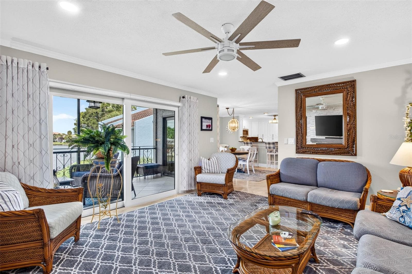 Condominium at 6326 GRAND BAHAMA CIR #F, TAMPA, photo 15 of 34