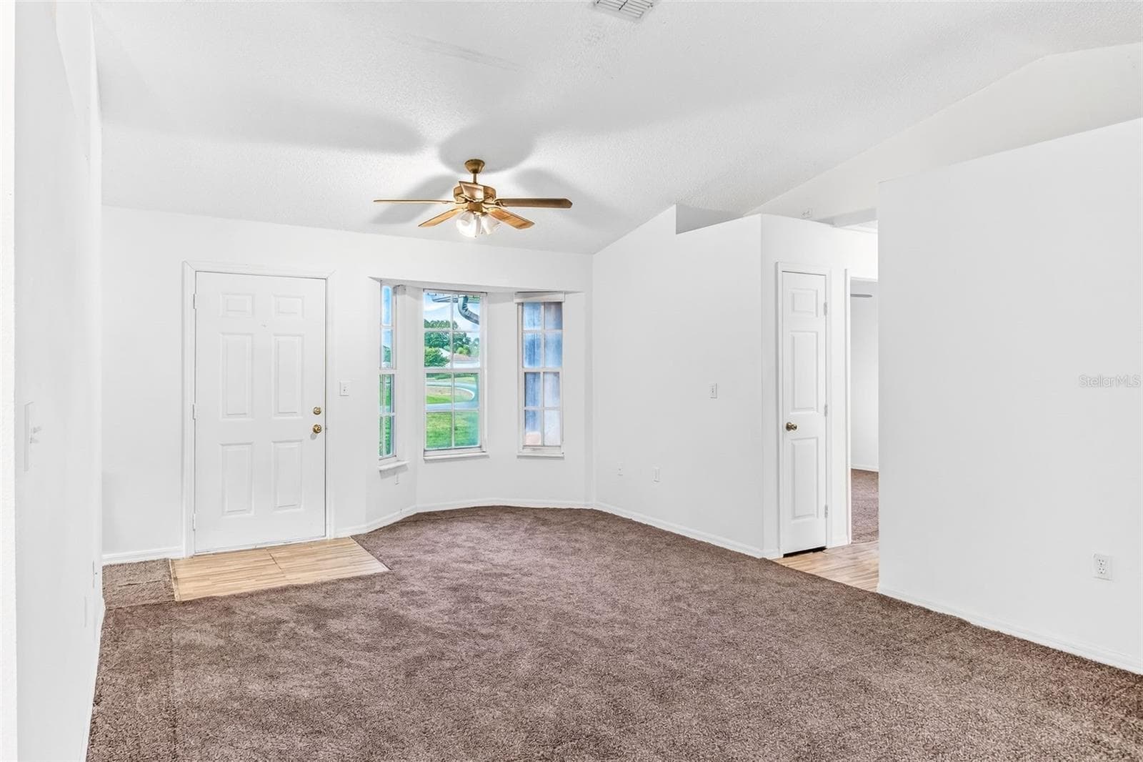 Single Family Residence at 602 CARIBOU CT, POINCIANA, photo 7 of 34