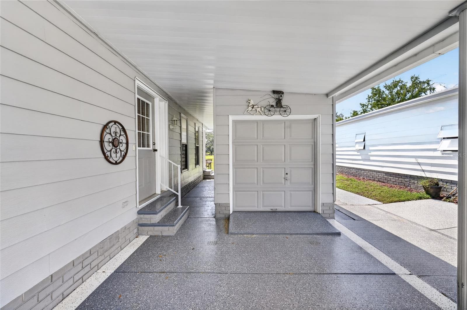 Manufactured Home at 718 ORCHID ST, LADY LAKE, photo 4 of 48