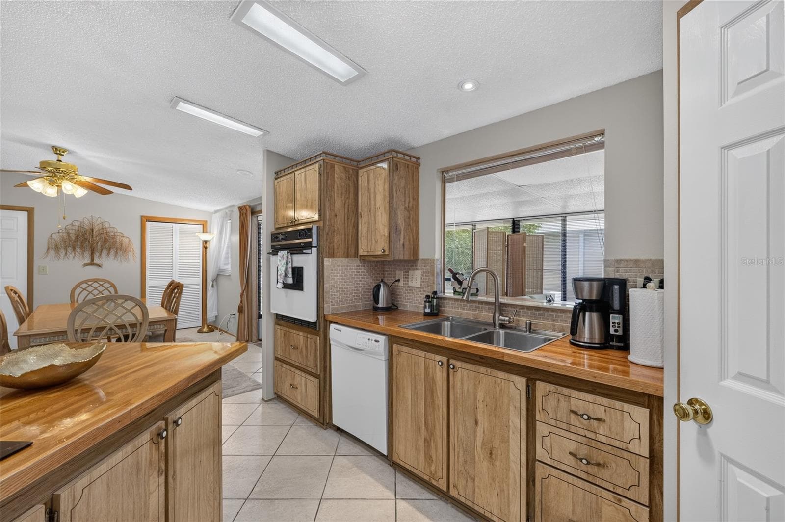 Manufactured Home at 718 ORCHID ST, LADY LAKE, photo 16 of 48