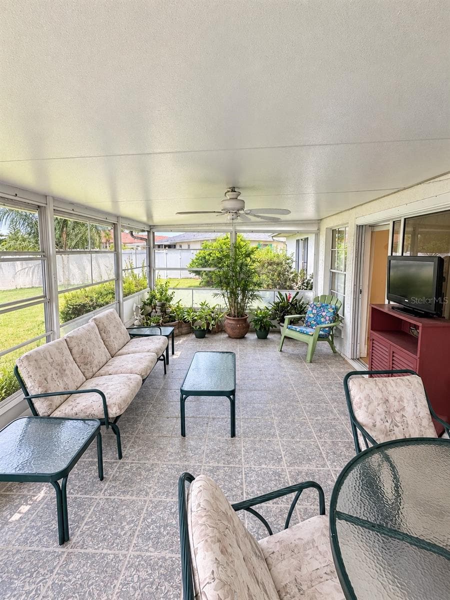 Single Family Residence at 1731 COCO PALM CIR, SUN CITY CENTER, photo 15 of 36