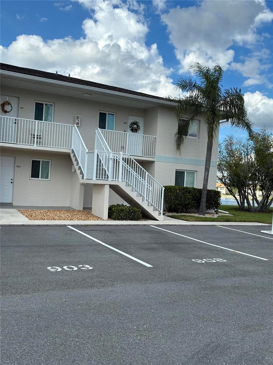 Condominium at 12538 SW KINGSWAY CIR #908, LAKE SUZY, photo 3 of 100