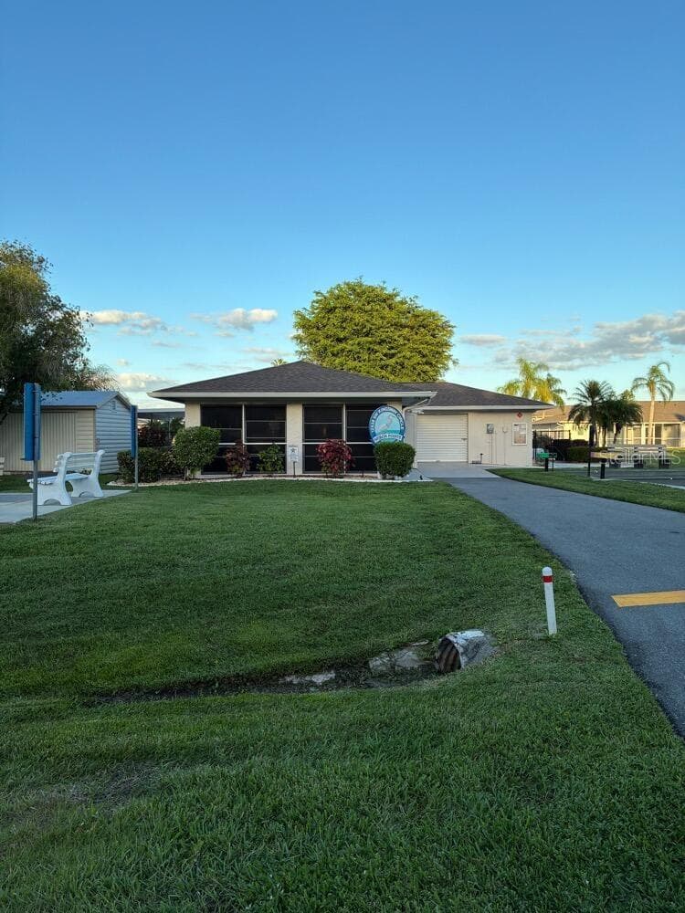 Condominium at 12538 SW KINGSWAY CIR #908, LAKE SUZY, photo 96 of 100