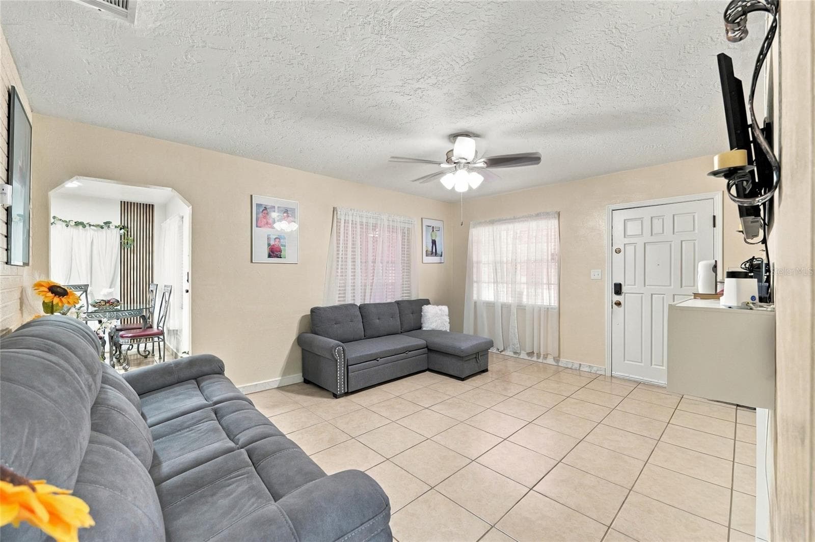 Single Family Residence at 1508 W KNOLLWOOD ST, TAMPA, photo 33 of 58