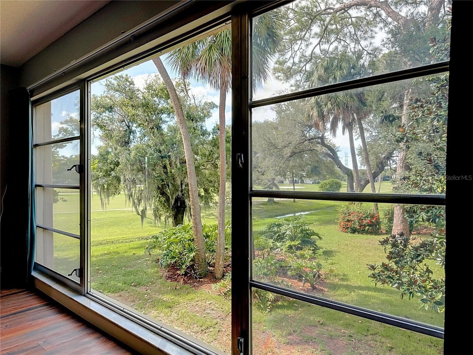 always a view - 225 COUNTRY CLUB DR #E252, LARGO