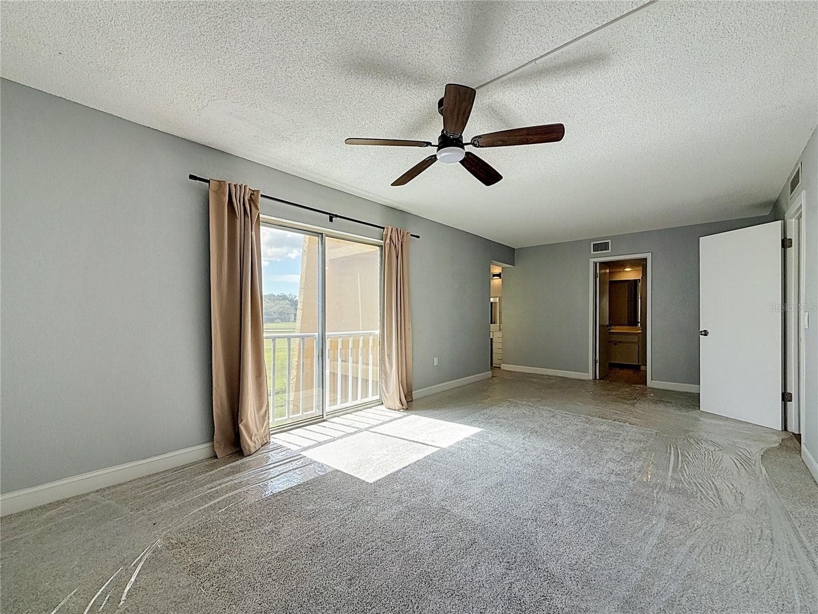 2nd Bedroom with a view - 225 COUNTRY CLUB DR #E252, LARGO