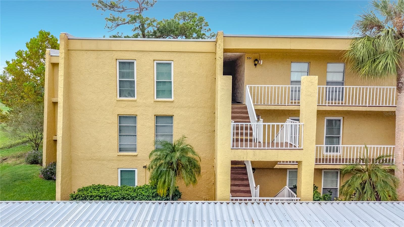 front of unit - 225 COUNTRY CLUB DR #E252, LARGO