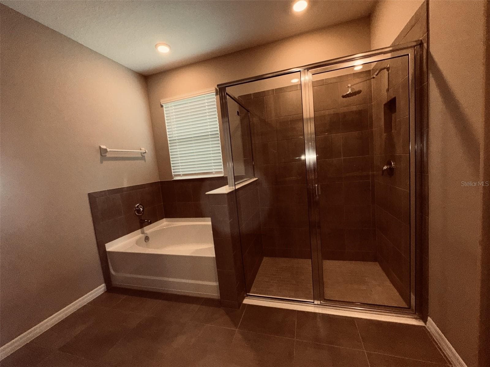 Primary Bath - 13413 GOLDEN LIME AVE, SPRING HILL