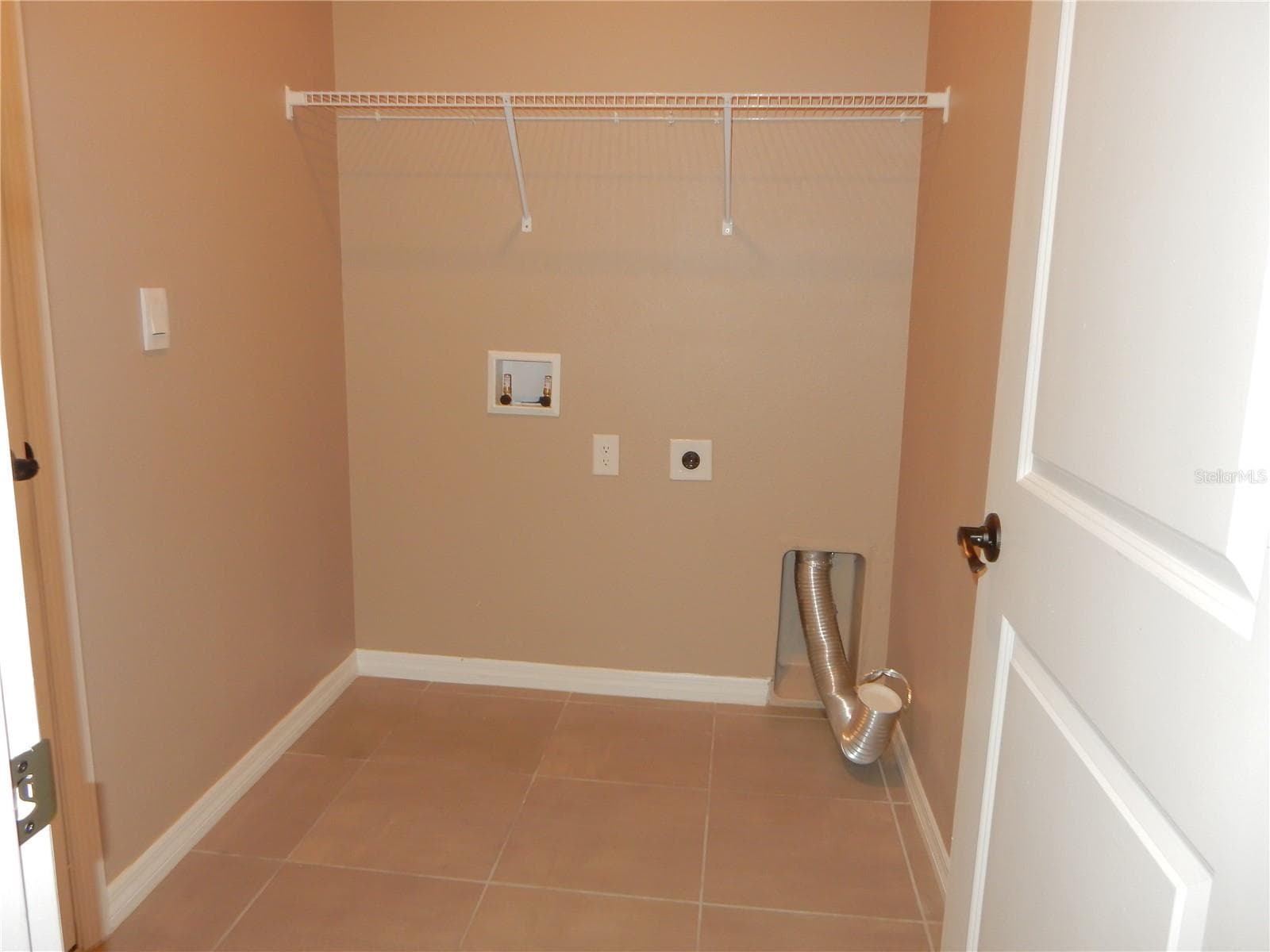 Laundry Room - 13413 GOLDEN LIME AVE, SPRING HILL