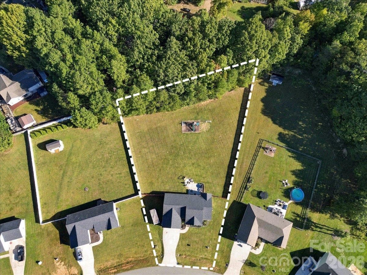 Single Family Residence at 3038 Brody Lane, Maiden, photo 4 of 30