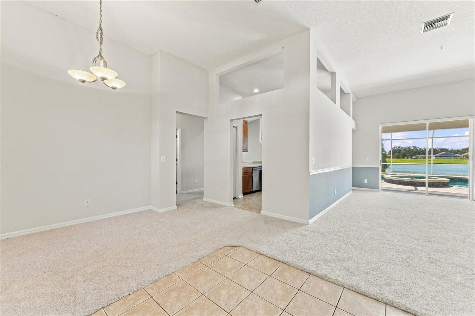 Single Family Residence at 11617 GROVE ARCADE DR, RIVERVIEW, photo 9 of 50