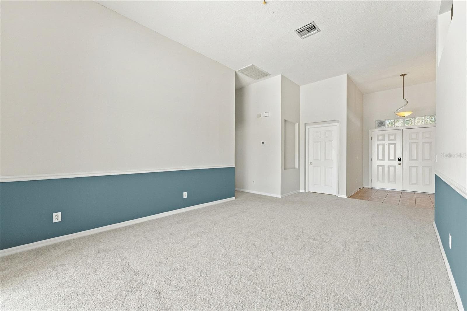 Single Family Residence at 11617 GROVE ARCADE DR, RIVERVIEW, photo 13 of 50