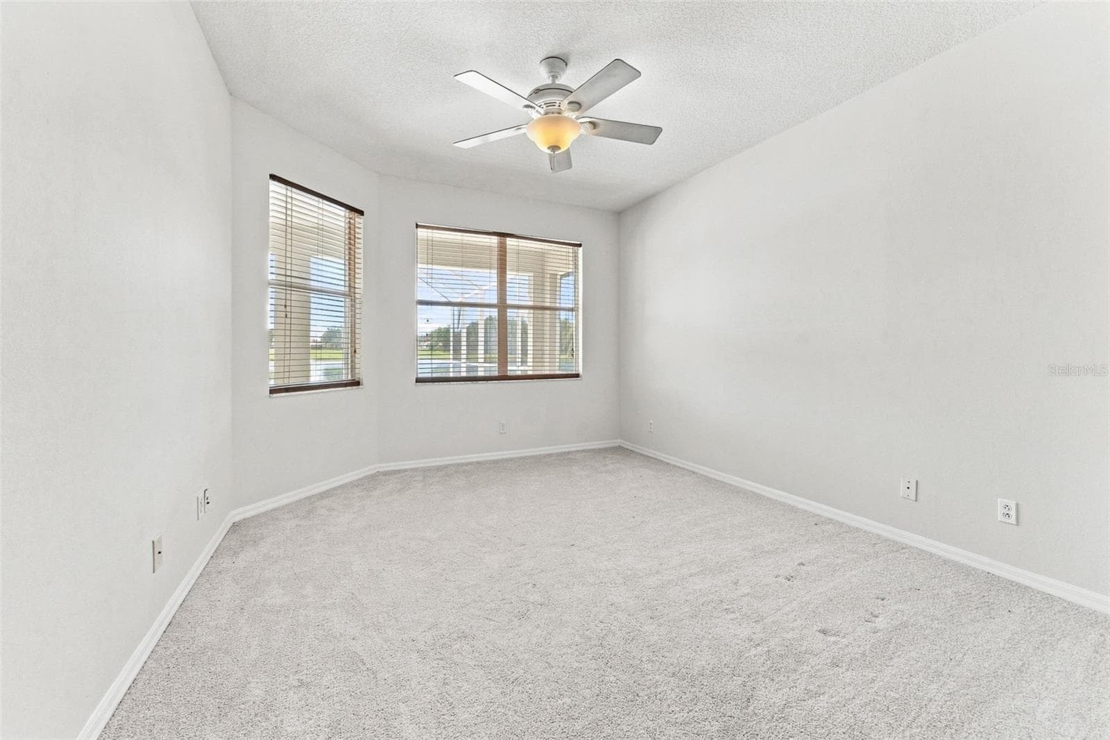 Single Family Residence at 11617 GROVE ARCADE DR, RIVERVIEW, photo 24 of 50