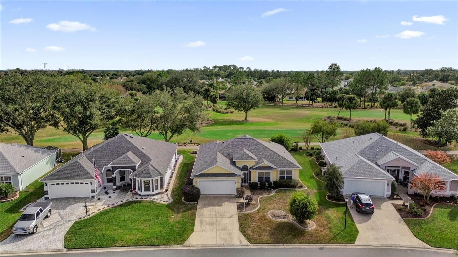 2409 TAMARINDO DR