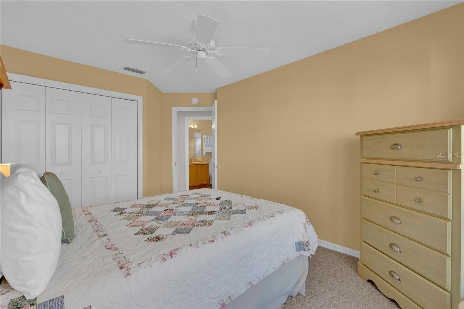 Single Family Residence at 2409 TAMARINDO DR, THE VILLAGES, photo 20 of 40