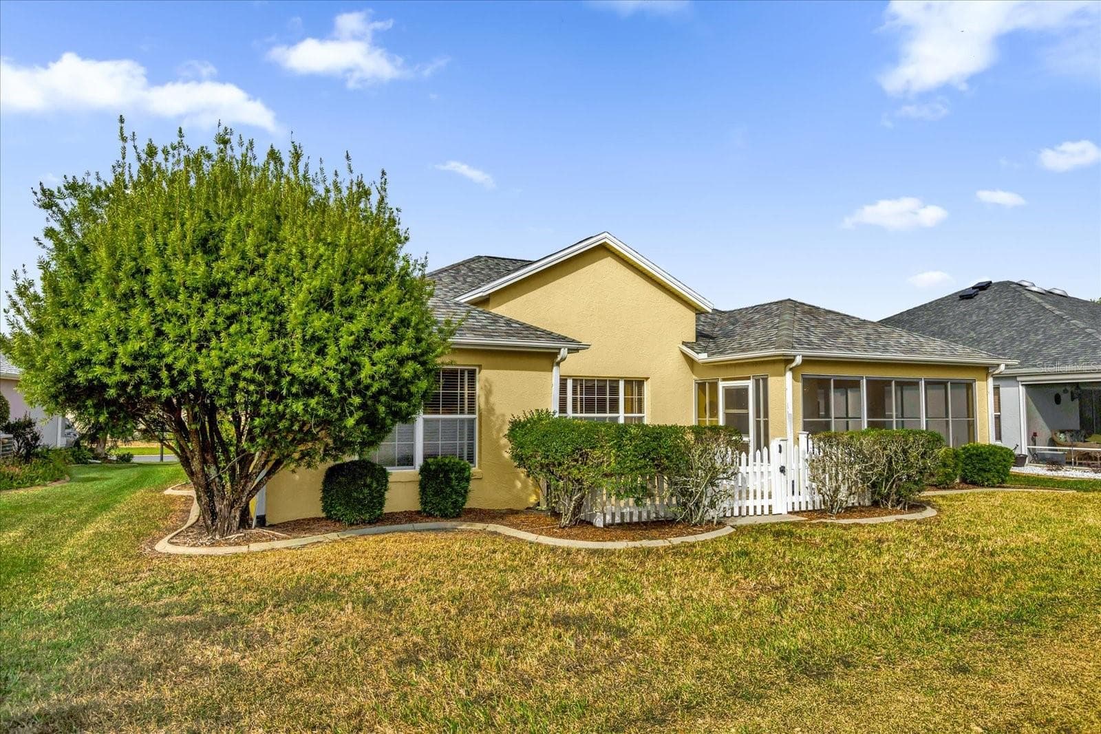 Single Family Residence at 2409 TAMARINDO DR, THE VILLAGES, photo 35 of 40