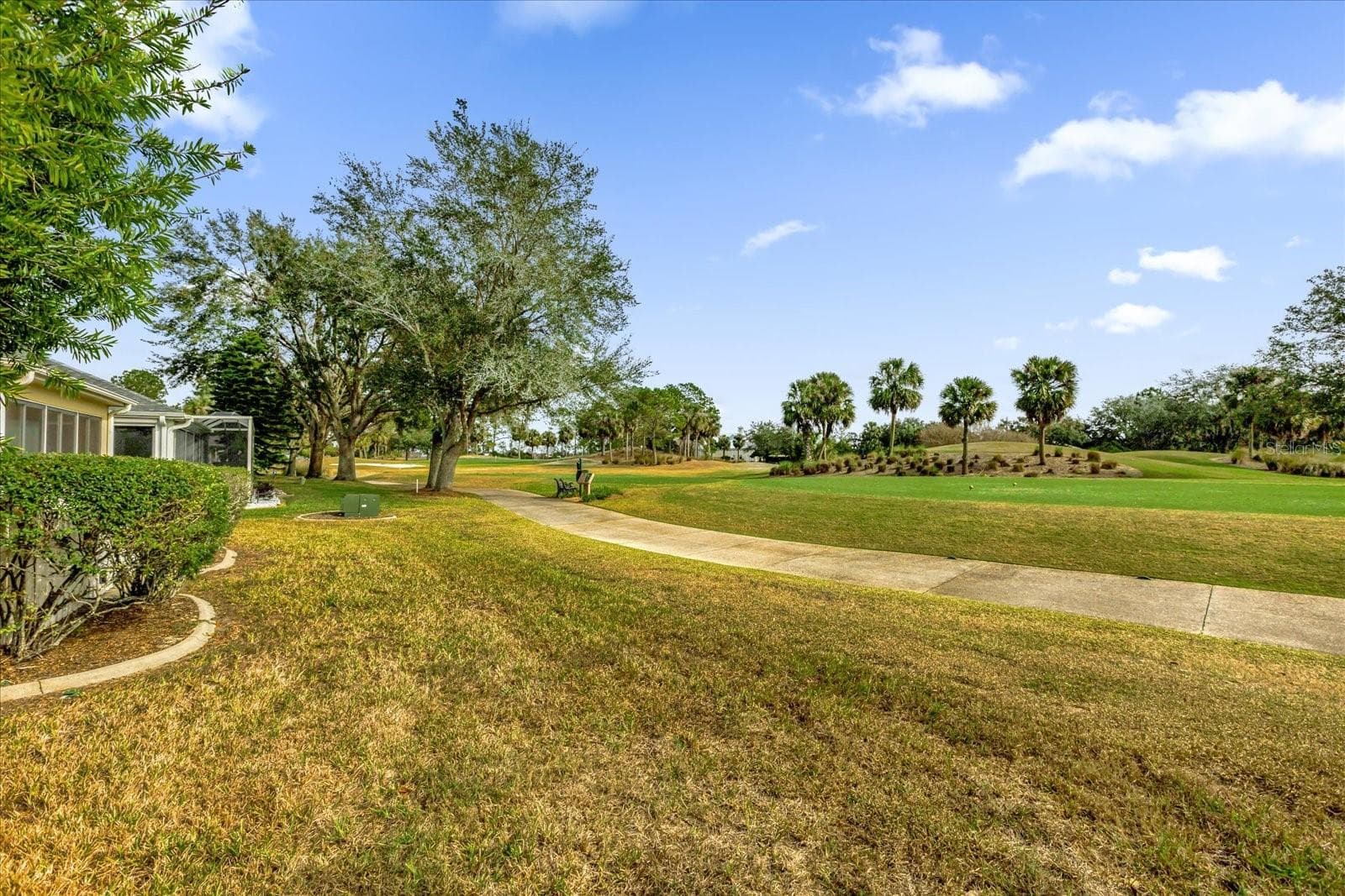 Single Family Residence at 2409 TAMARINDO DR, THE VILLAGES, photo 36 of 40
