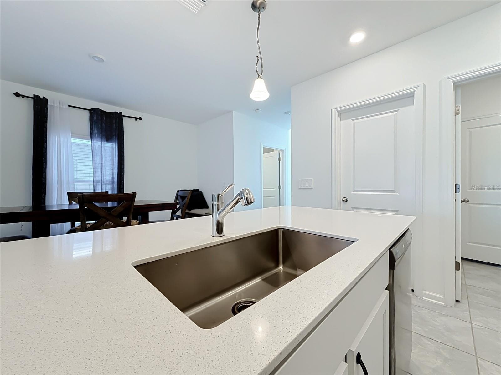 Single Family Residence at 4229 TWISTED TWIG BND, KISSIMMEE, photo 6 of 41