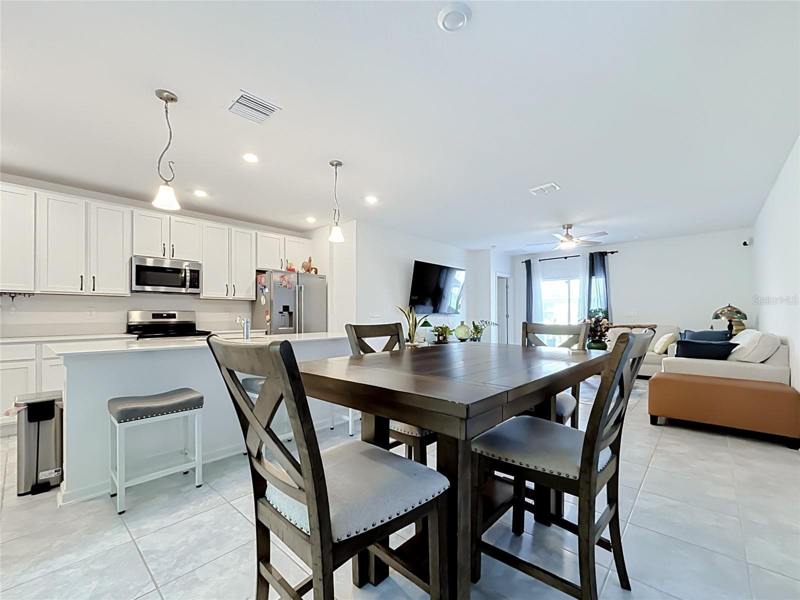 Single Family Residence at 4229 TWISTED TWIG BND, KISSIMMEE, photo 10 of 41