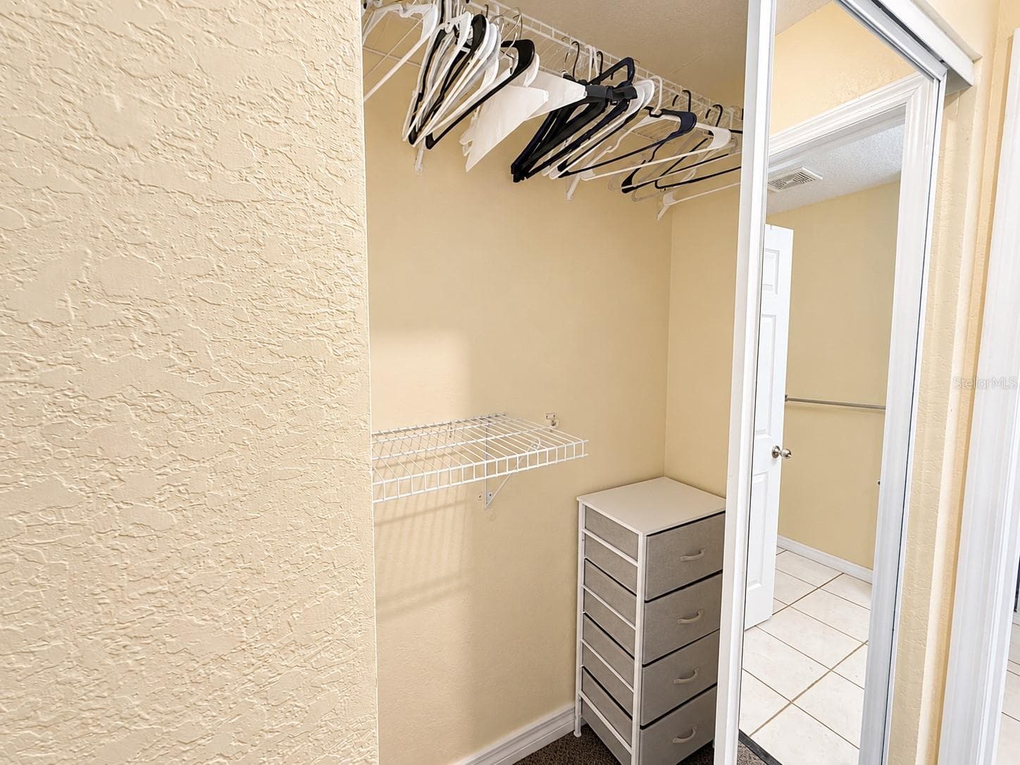 Condominium at 5001 SUNRIDGE PALMS DR, TAMPA, photo 16 of 20