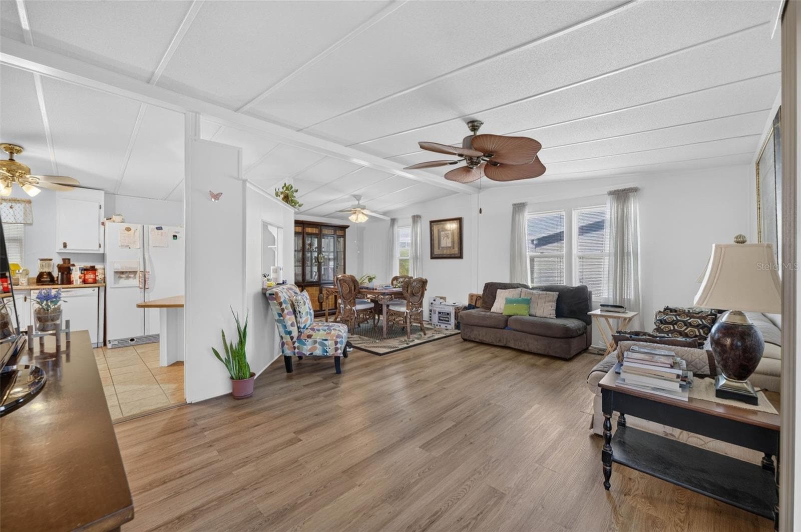 Manufactured Home at 2055 S FLORAL AVE #284, BARTOW, photo 8 of 45