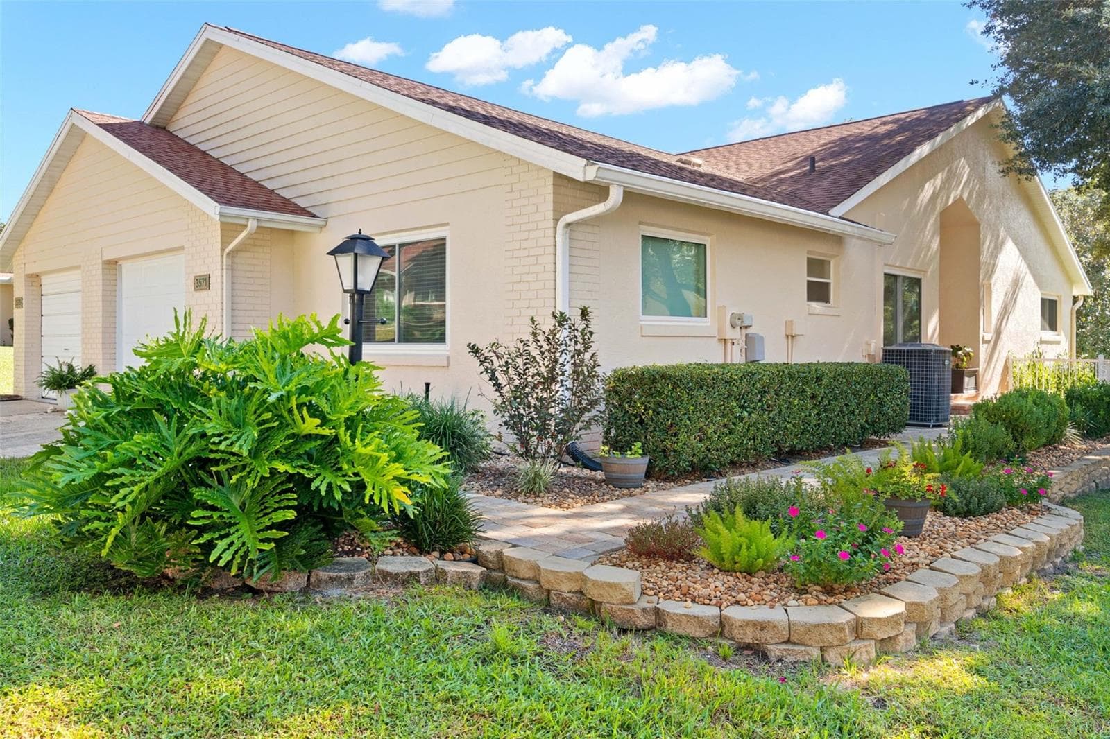 Single Family Residence at 3571 N TIMOTHY TER, BEVERLY HILLS, photo 3 of 36