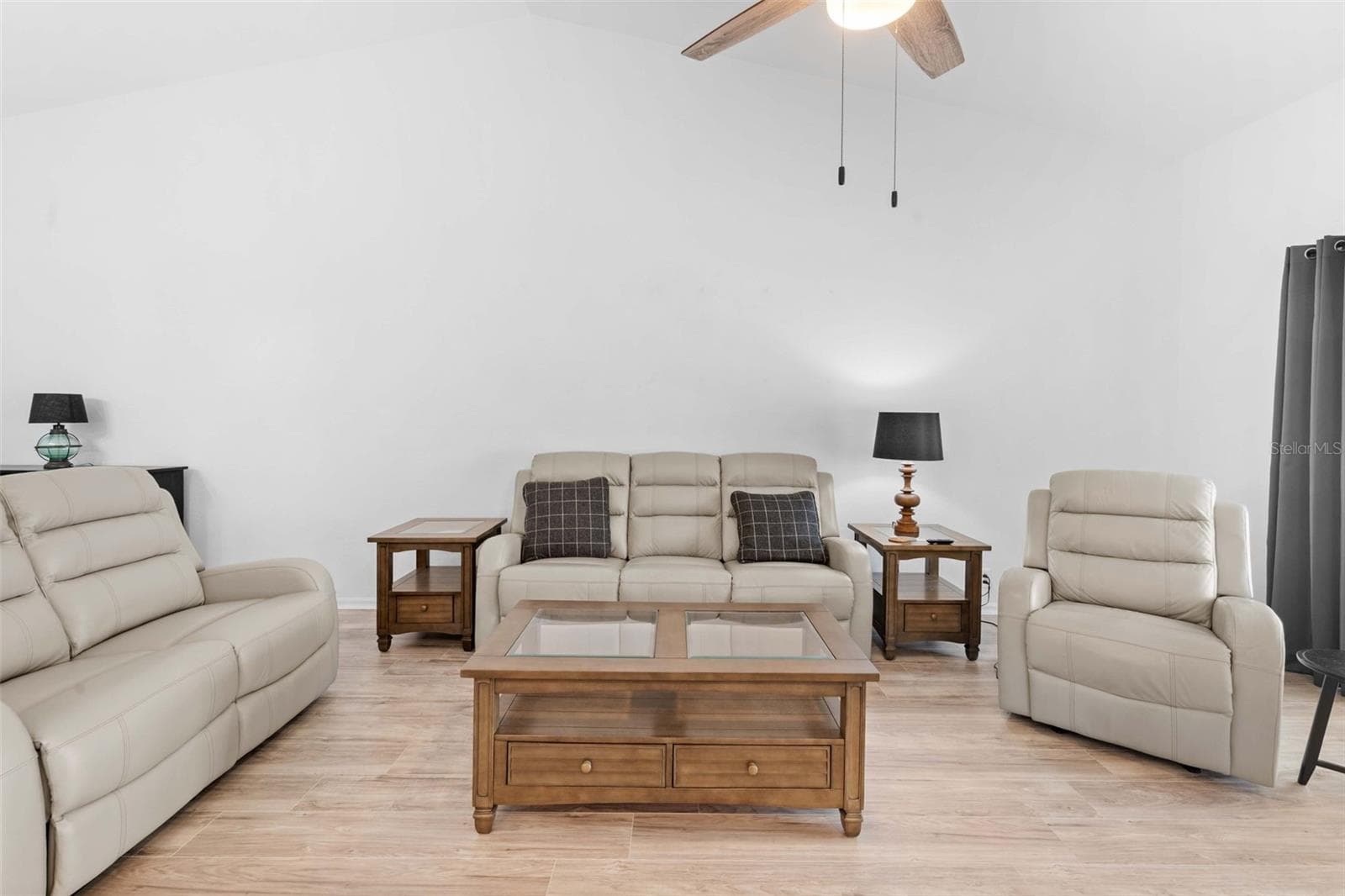 Single Family Residence at 3571 N TIMOTHY TER, BEVERLY HILLS, photo 6 of 36