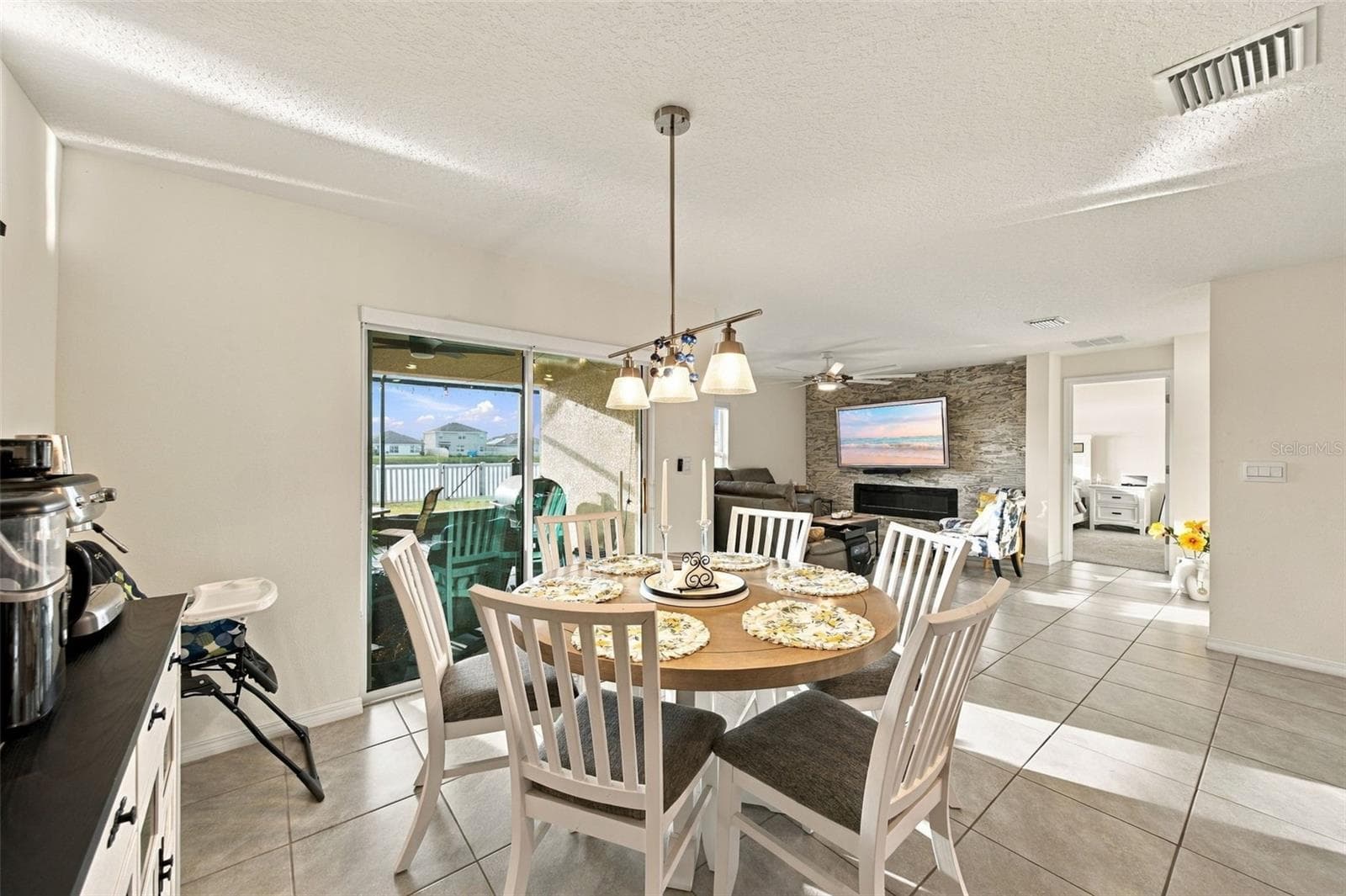 Full dining room view - 16739 SUNBURST LAKE ST, WIMAUMA