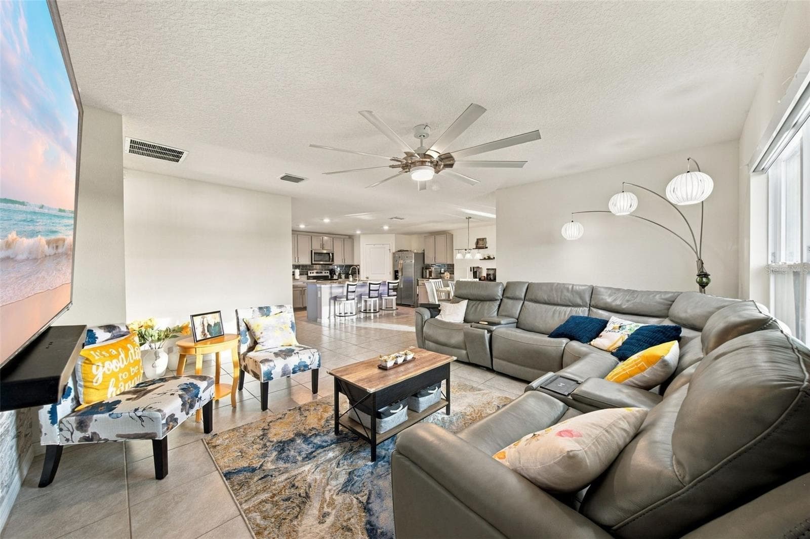 Livingroom - 16739 SUNBURST LAKE ST, WIMAUMA