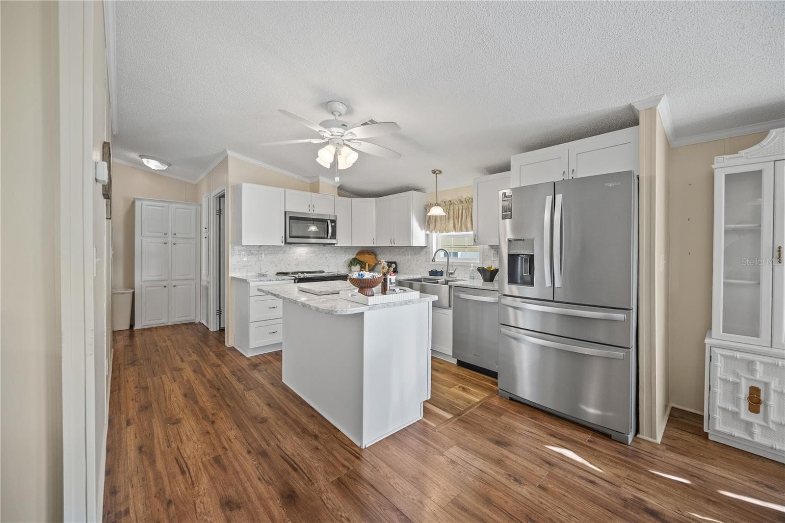 Manufactured Home at 4300 RIVERSIDE DR #53, PUNTA GORDA, photo 3 of 31