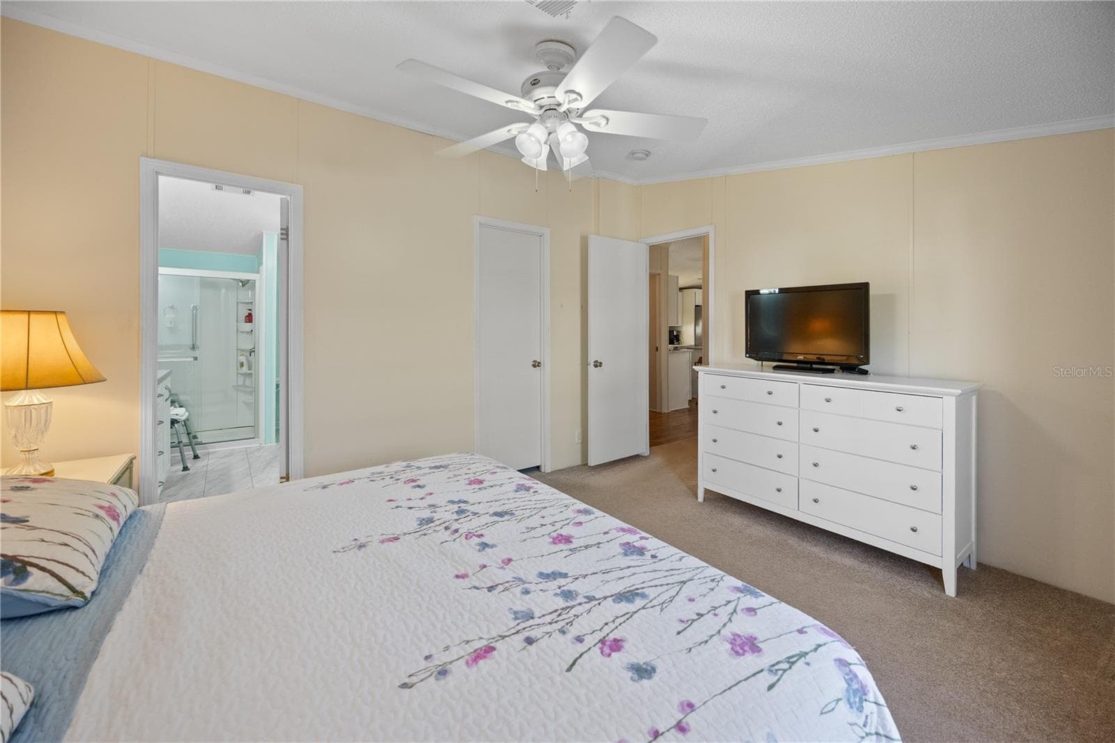 Manufactured Home at 4300 RIVERSIDE DR #53, PUNTA GORDA, photo 15 of 31
