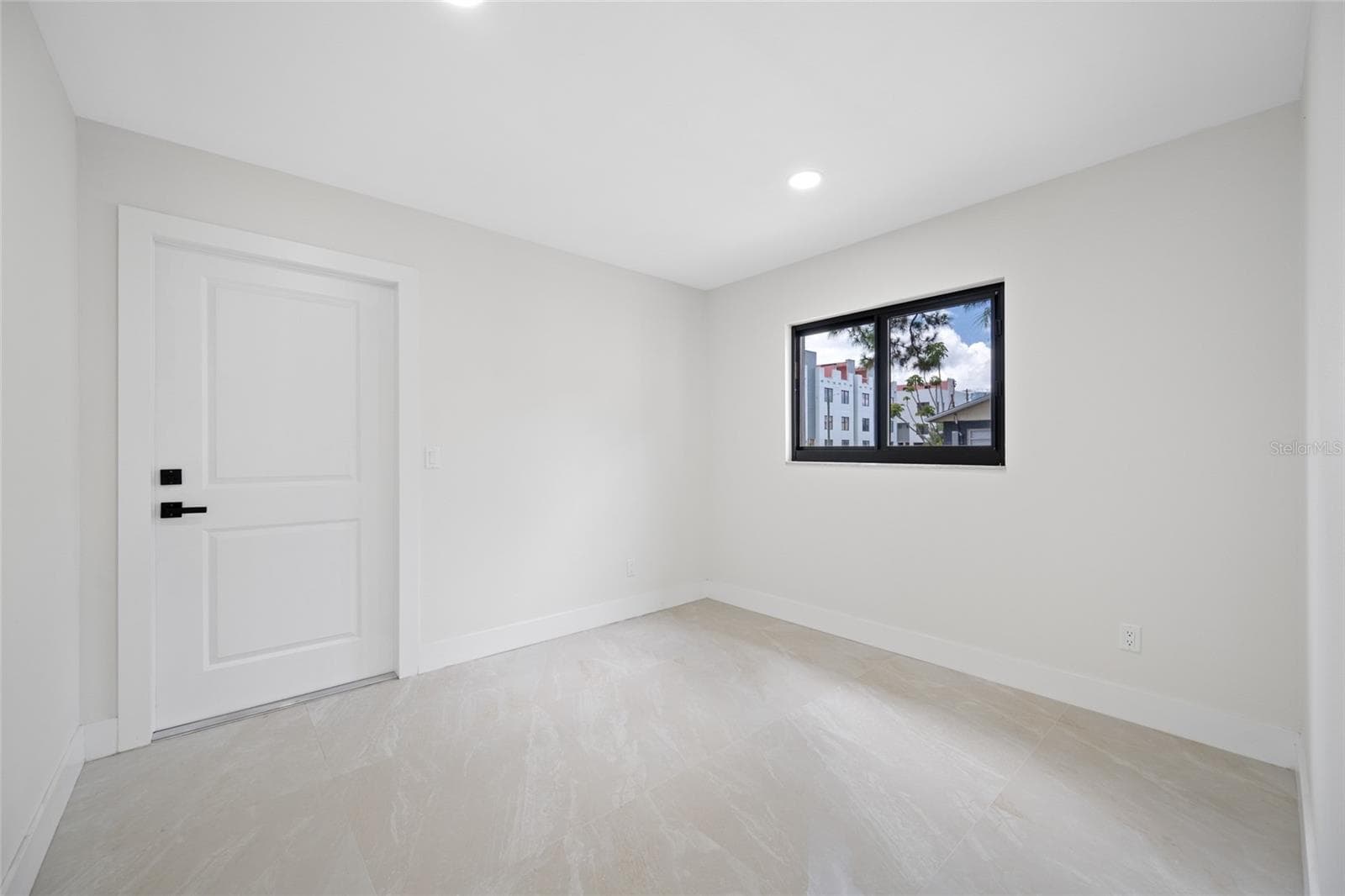 Single Family Residence at 4707 W PAUL AVE, TAMPA, photo 15 of 30