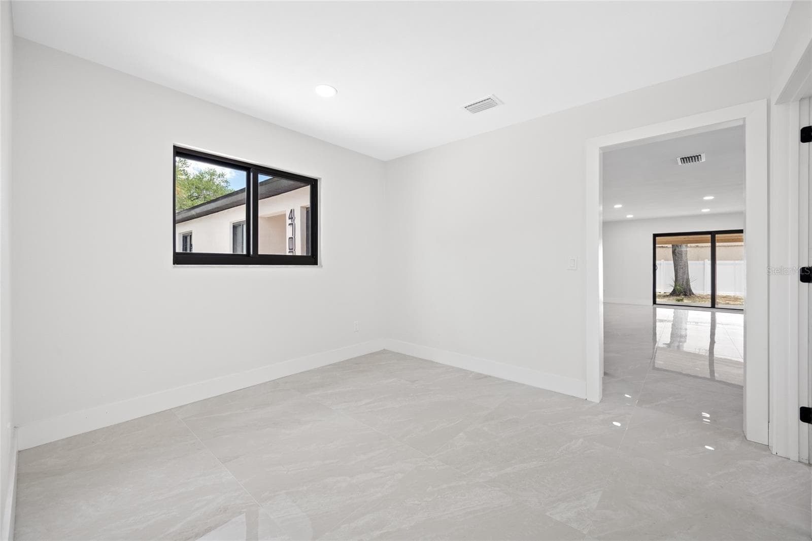 Single Family Residence at 4707 W PAUL AVE, TAMPA, photo 20 of 30