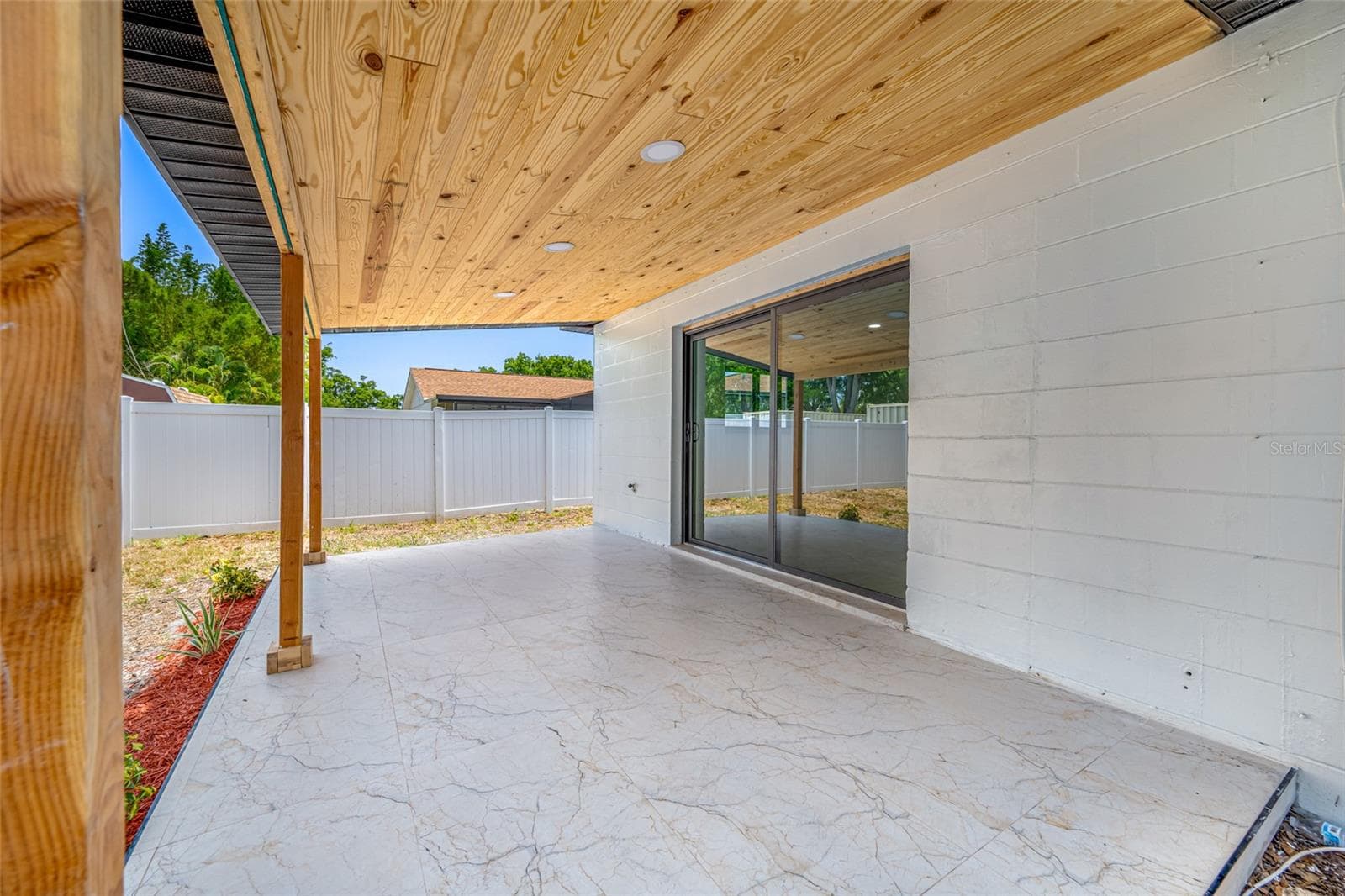 Single Family Residence at 4707 W PAUL AVE, TAMPA, photo 23 of 30