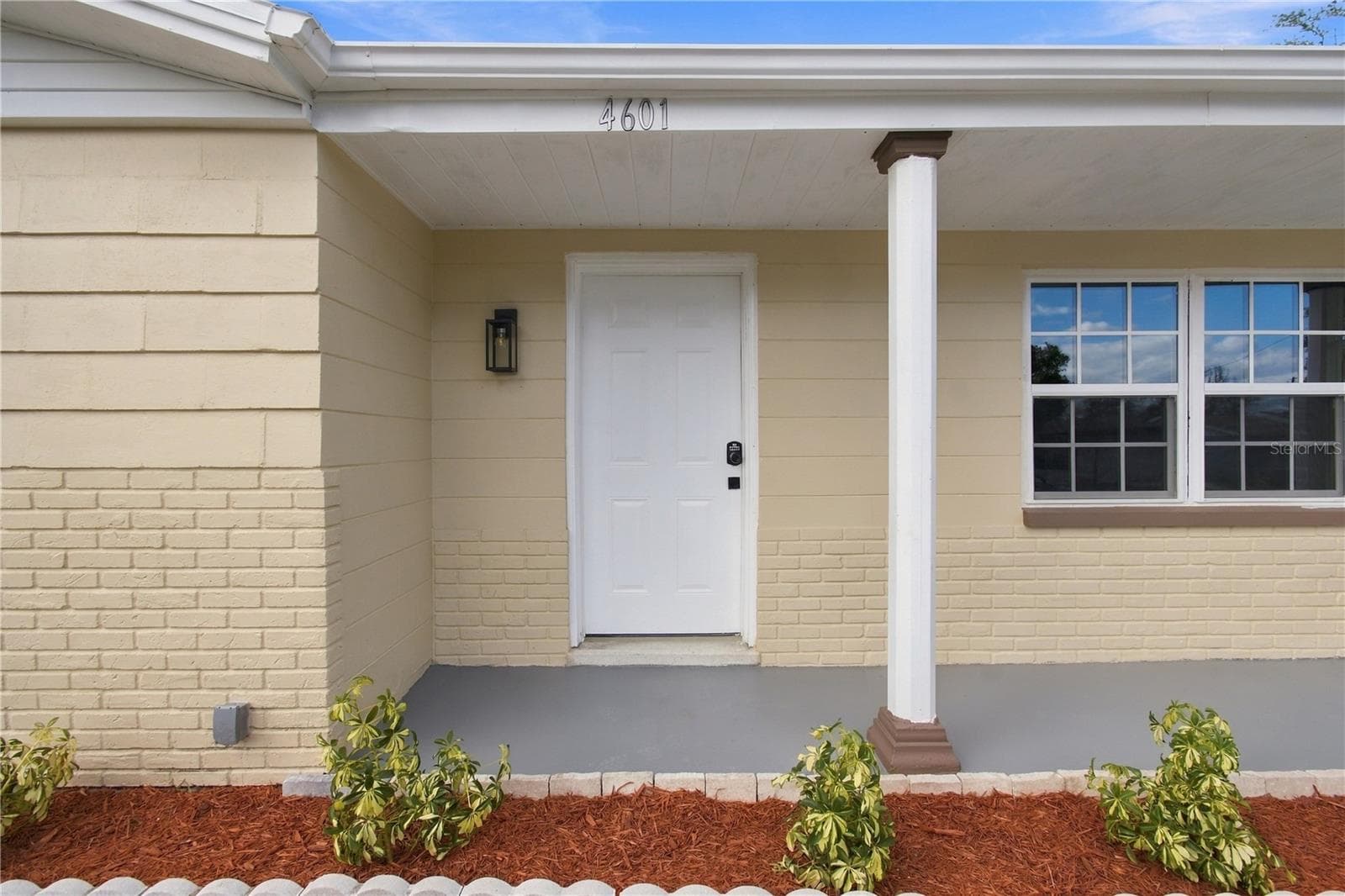 Single Family Residence at 4601 EASTWOOD LN, HOLIDAY, photo 8 of 63