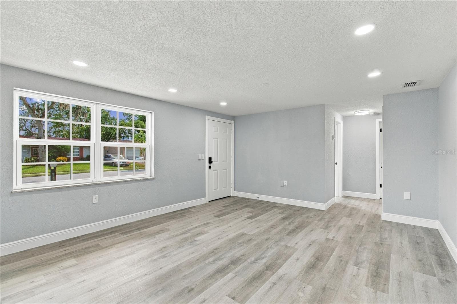 Single Family Residence at 4601 EASTWOOD LN, HOLIDAY, photo 13 of 63