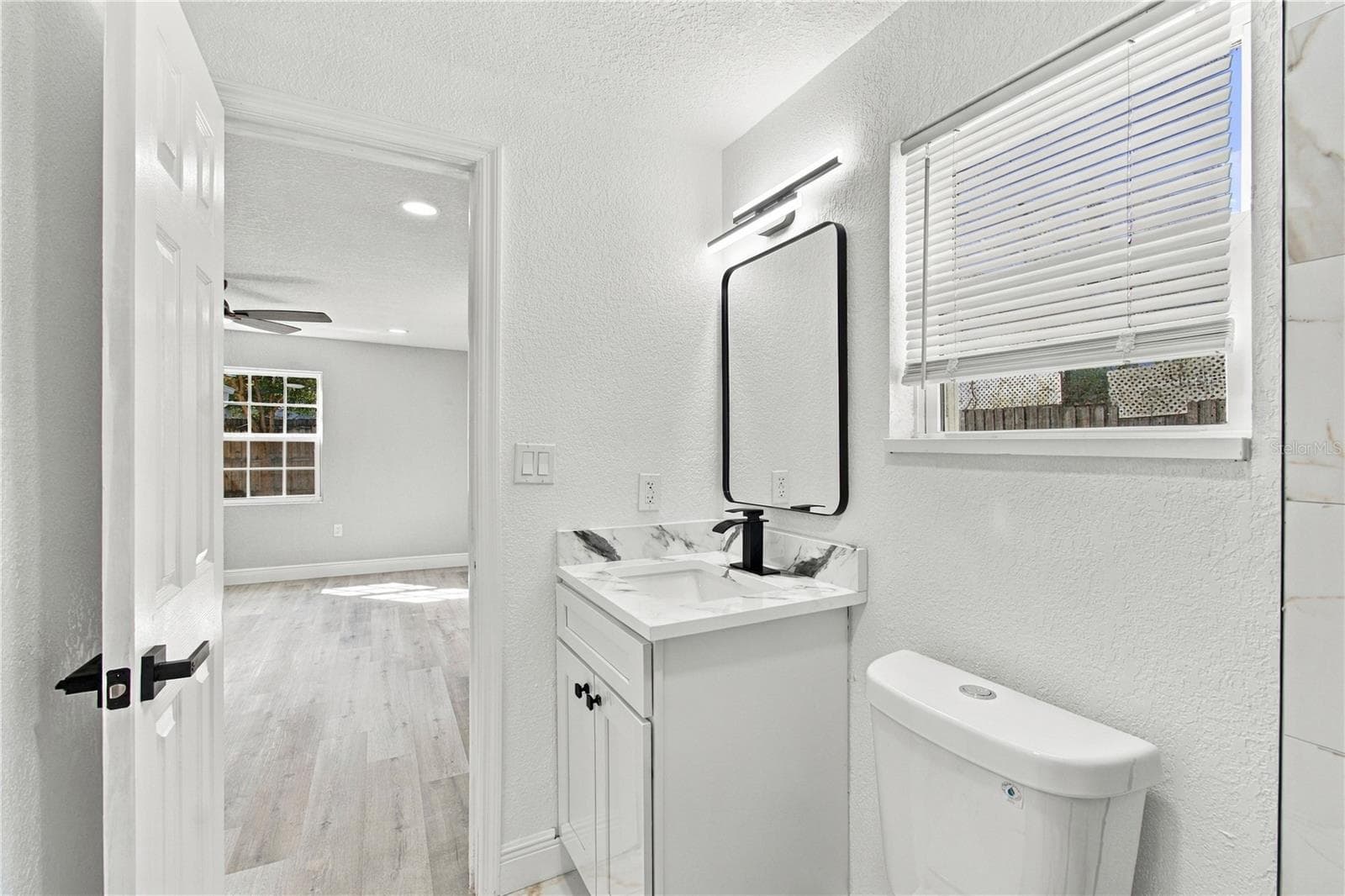 Single Family Residence at 4601 EASTWOOD LN, HOLIDAY, photo 24 of 63
