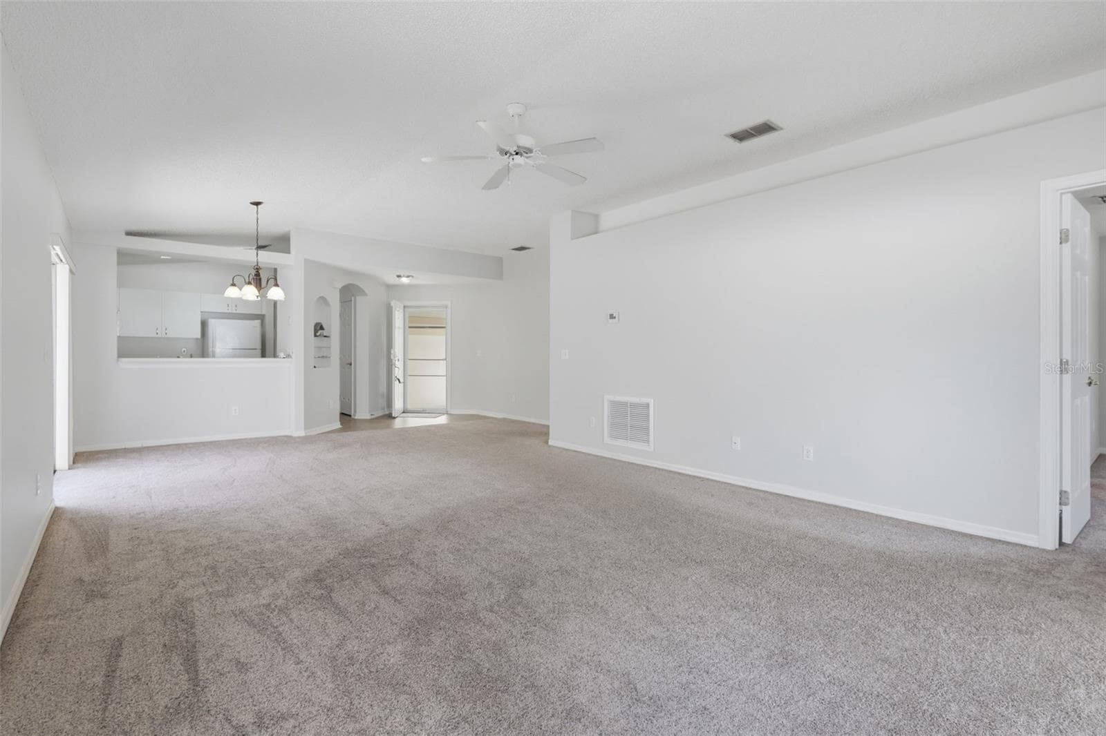Single Family Residence at 2120 BRAXTON ST, CLERMONT, photo 8 of 56