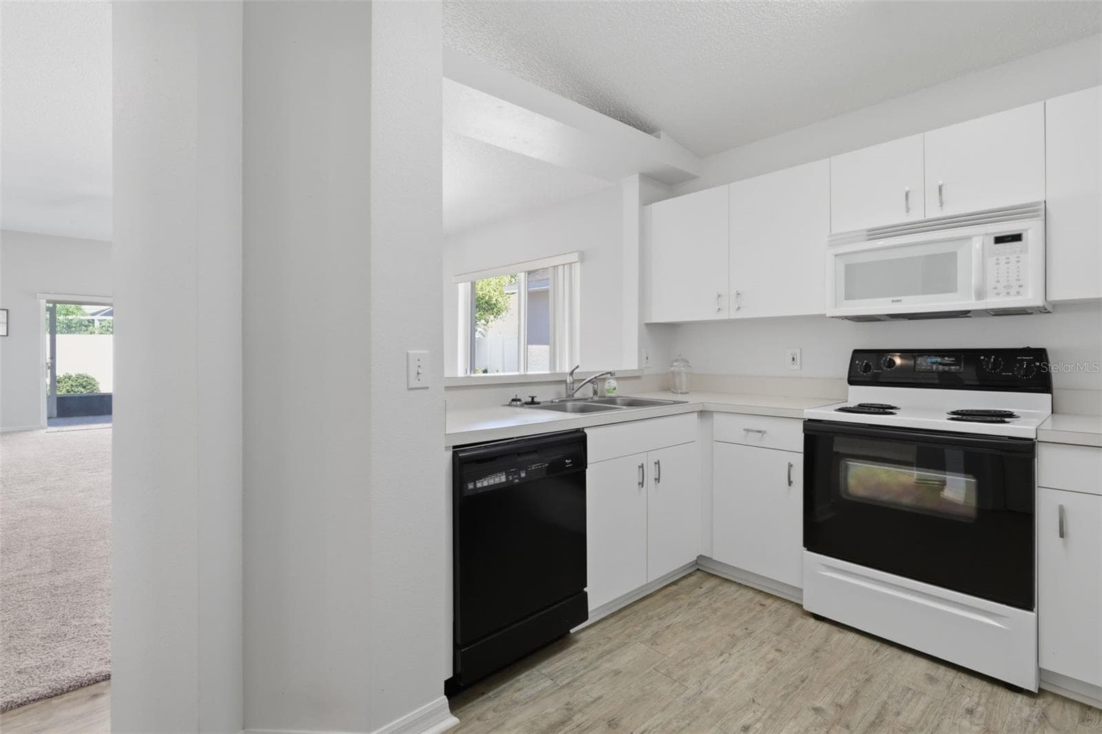 Single Family Residence at 2120 BRAXTON ST, CLERMONT, photo 12 of 56