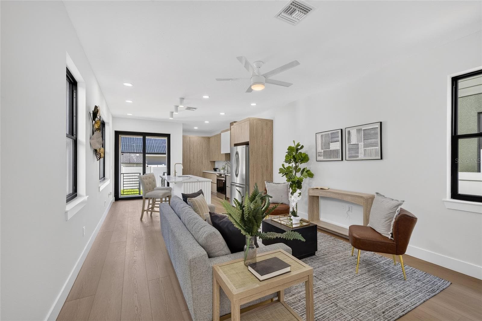 Living Room - 2601 N 1/2 ALBANY AVE, TAMPA