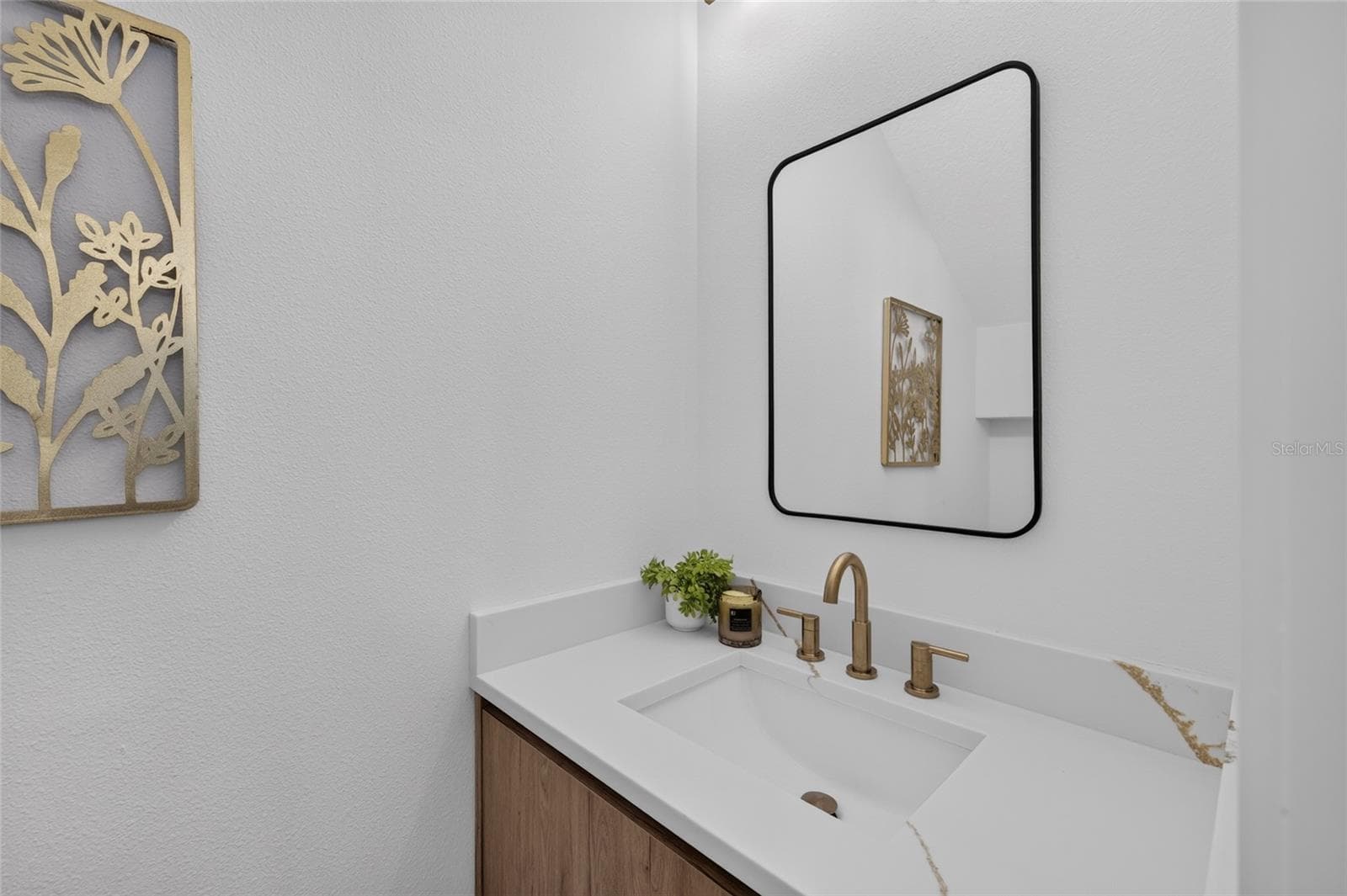Half Bath - 2601 N 1/2 ALBANY AVE, TAMPA