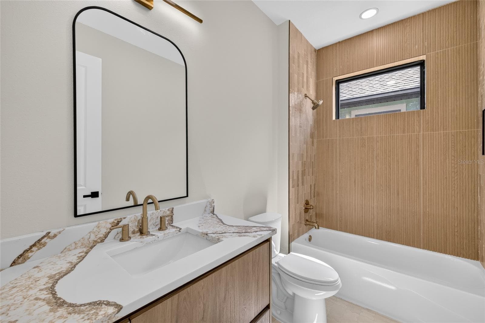 Guest Bathroom - 2601 N 1/2 ALBANY AVE, TAMPA