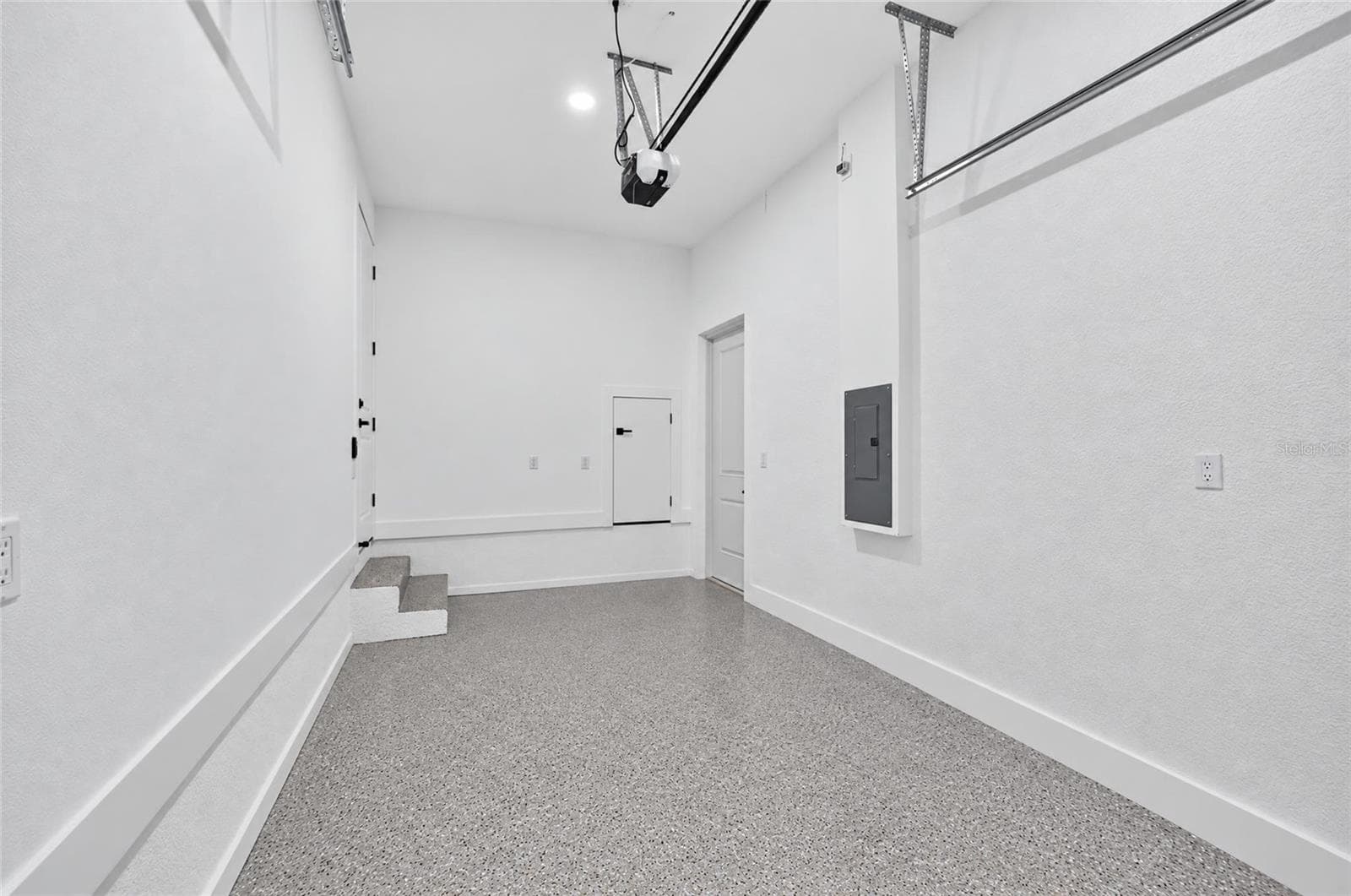 Single Family Residence at 2601 N 1/2 ALBANY AVE, TAMPA, photo 32 of 37